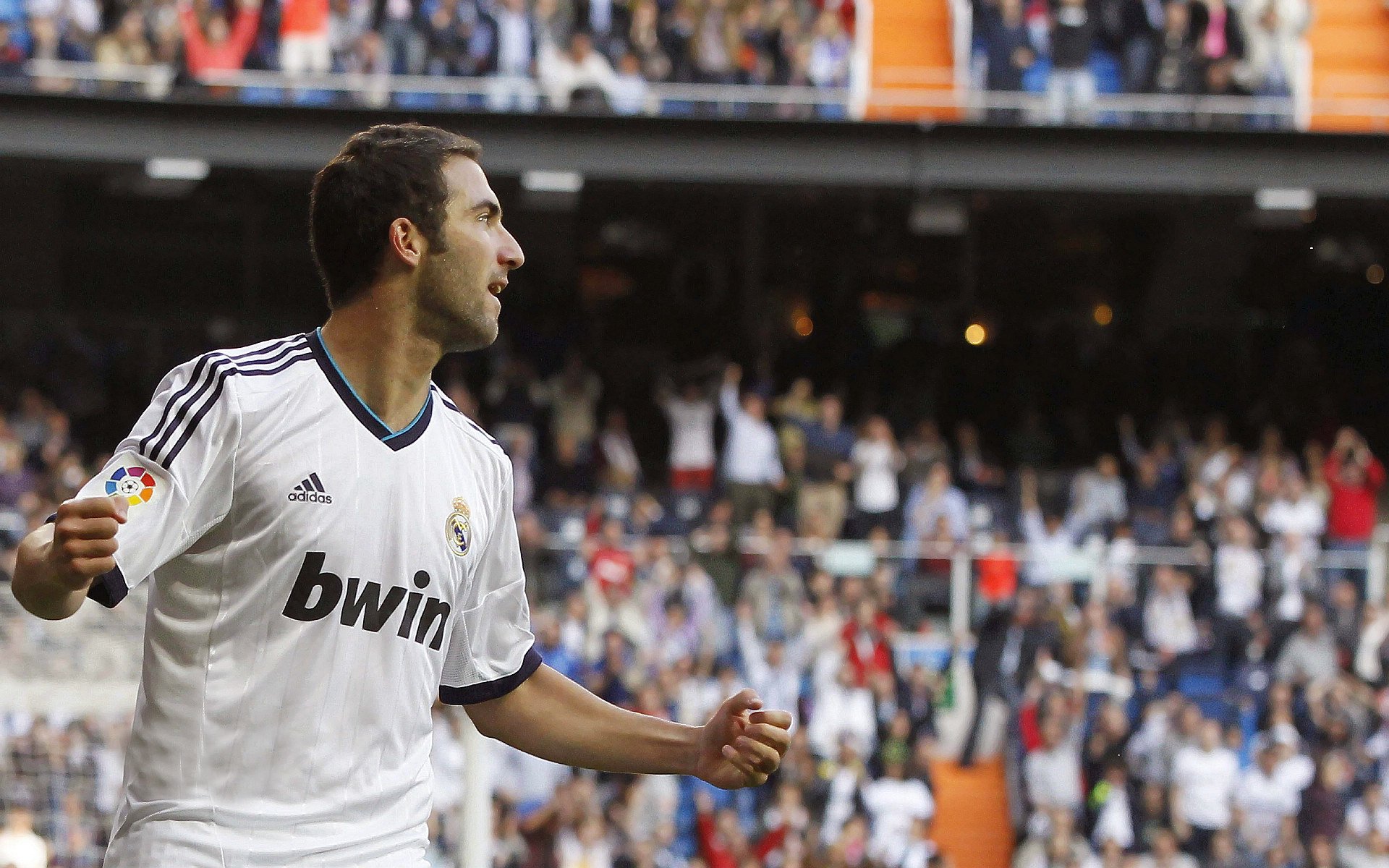 职业联赛打造数字化赛事分析系统推动智能管理，数字化体育赛事